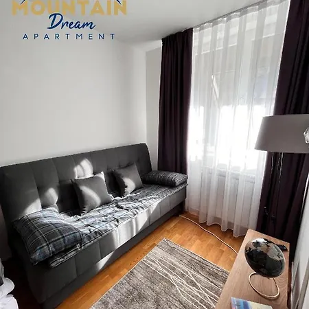 Fully Equiped, Quiet, For 5 Persons, Next To Panoramic Gondola